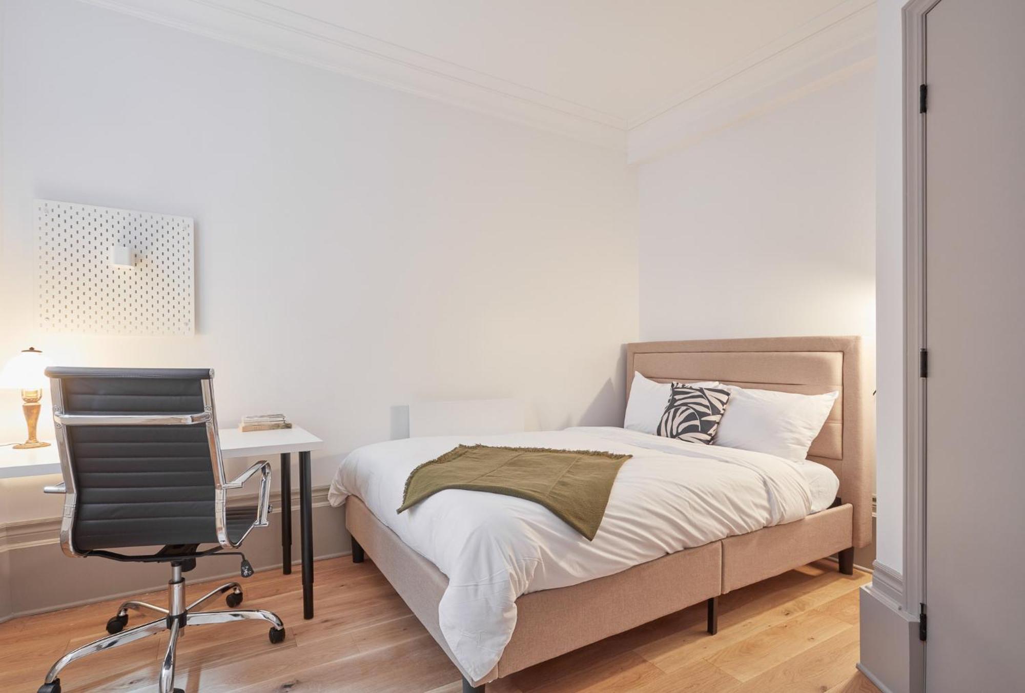 The Chelsea House - Downtown Apartment มอนทรีอัล ภายนอก รูปภาพ