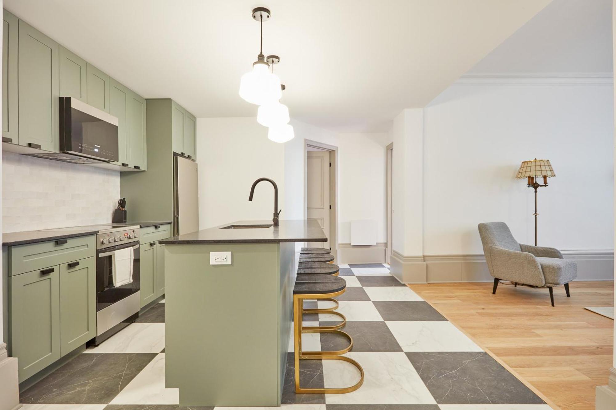 The Chelsea House - Downtown Apartment มอนทรีอัล ภายนอก รูปภาพ